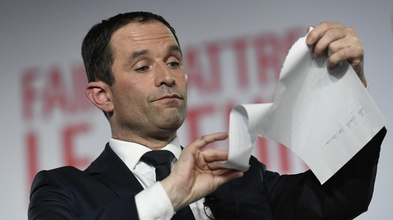 PS, le début de la fin ? L'aile droite fait défection, des écologistes prônent la fusion des gauches