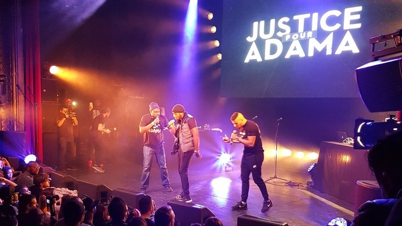 Affaire Traoré : sur scène, des stars du rap français demandent «justice pour Adama» (PHOTOS, VIDEO)