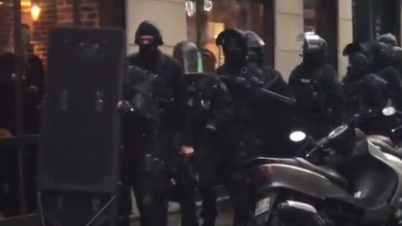 Attaque du Louvre : intervention de la BRI dans le 8e arrondissement de Paris (VIDEO)