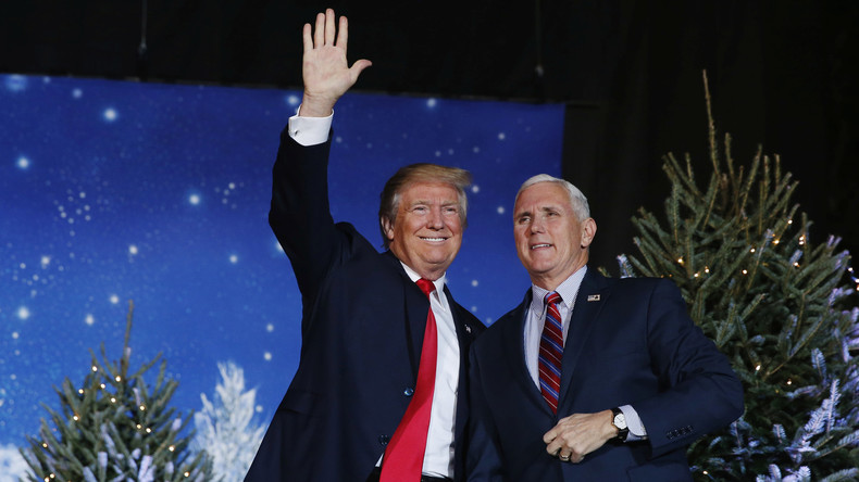 Etats-Unis : le gouvernement soutient les restrictions à l'immigration de Donald Trump