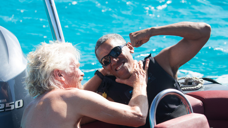 Pendant ce temps, Obama s'adonne aux joies du kitesurf avec le milliardaire Richard Branson (VIDEO)