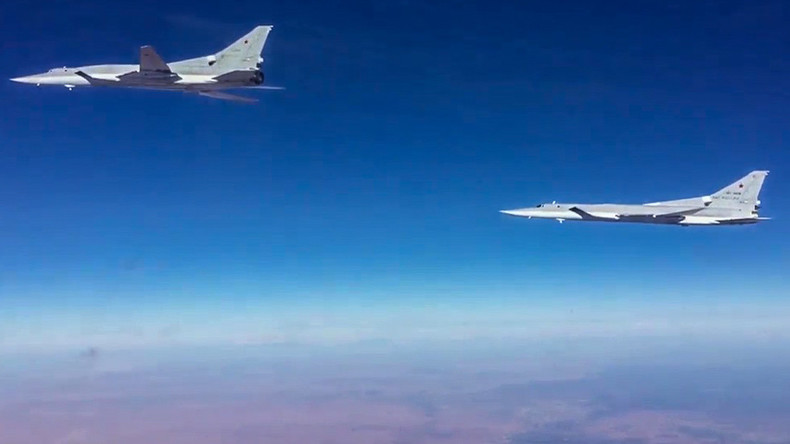 Les bombardiers russes pourraient continuer d'utiliser le ciel iranien pour frapper Daesh en Syrie