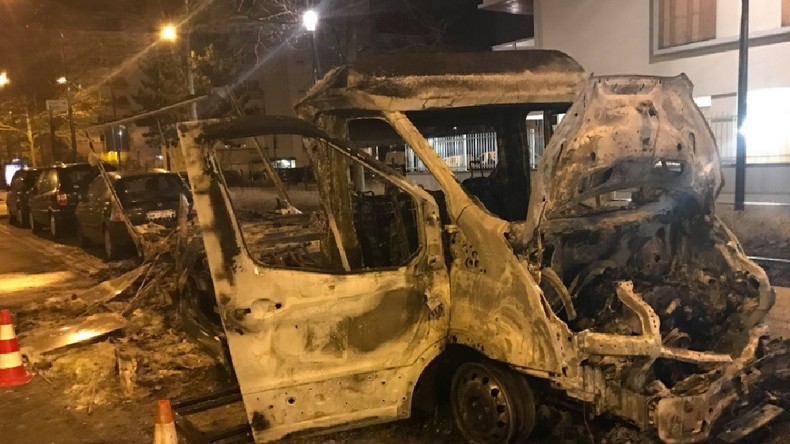Violences en banlieue parisienne : un commissariat pris pour cible dans l'Essonne