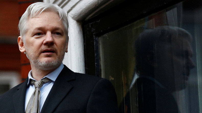 Julian Assange Degaine Une Citation De Mark Twain Pour Balayer Les Rumeurs Sur Sa Mort Rt En Francais