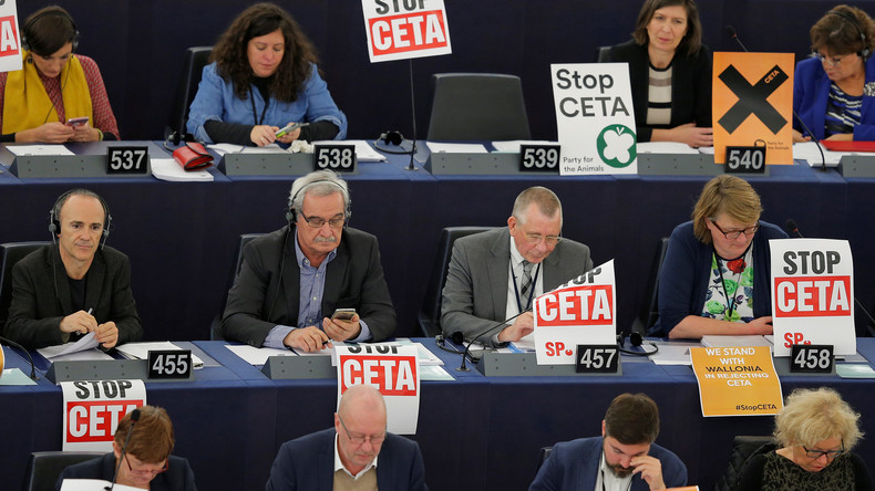 Libre échange entre l'UE et le Canada : les débats prennent de l'ampleur au Parlement européen