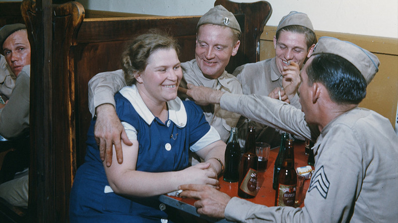 Les Russes veulent discréditer l'OTAN avec des bagarres de pubs et des femmes, s'inquiète l'Estonie