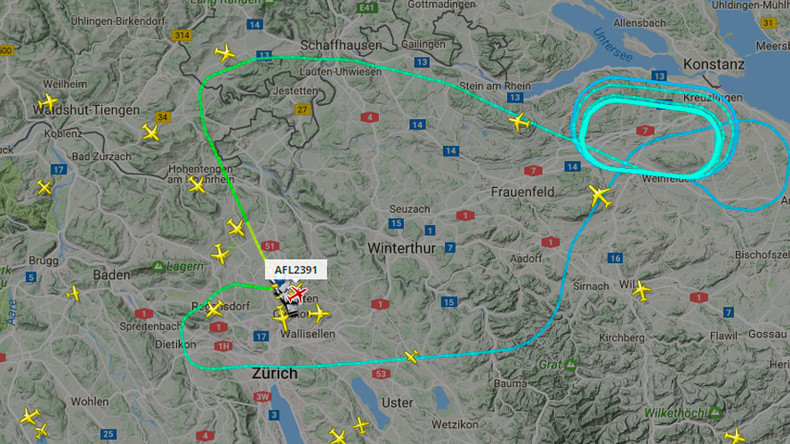 Le vol Zurich-Moscou atterrit sans dommages à Zurich après un présumé incendie de moteur