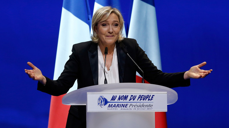 A Nantes, Marine Le Pen charge le candidat de l'«argent» Macron et le «gouvernement des juges»