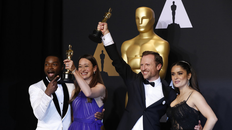 Le documentaire controversé sur les Casques blancs récompensé aux Oscars