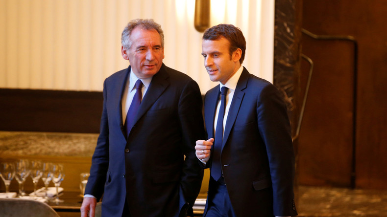 Le ralliement de Bayrou à Macron aurait eu un prix : 96 circonscriptions pour les centristes