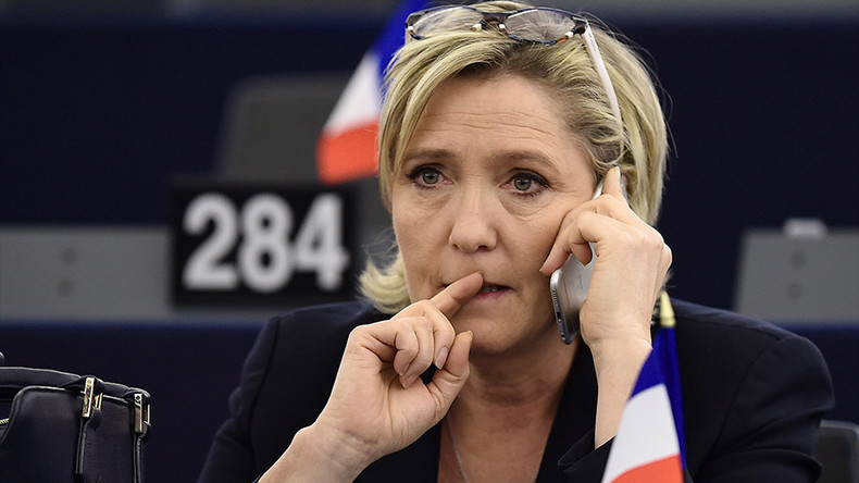 Marine Le Pen risque-t-elle de perdre son immunité parlementaire pour ses tweets de 2015 ?