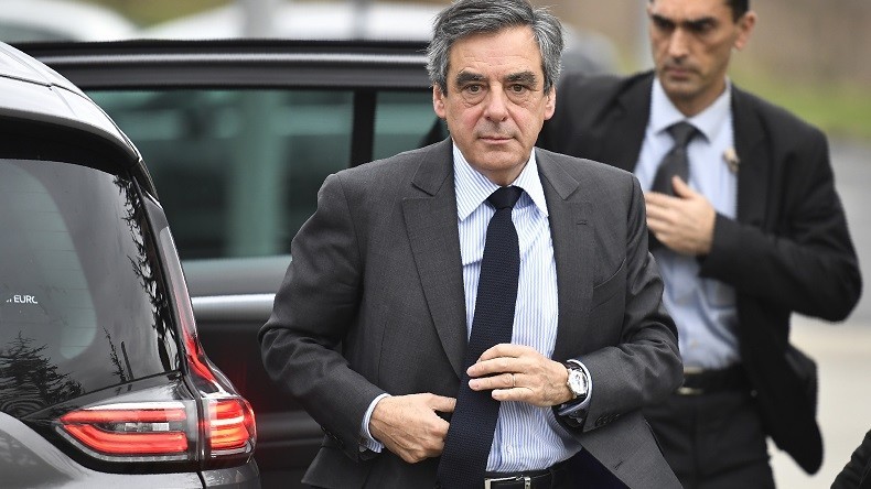 Le domicile parisien des époux FIllon a été perquisitionné