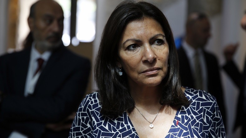 La maire de Paris demande à Fillon d’annuler son rassemblement autorisé au Trocadéro