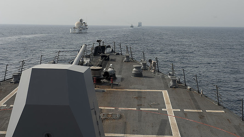 Des incidents avec des navires iraniens forcent un vaisseau américain à changer d'itinéraire