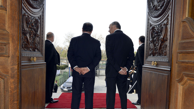 Hollande aurait-il cherché à déstabiliser Fabius en accélérant le calendrier judiciaire de son fils?