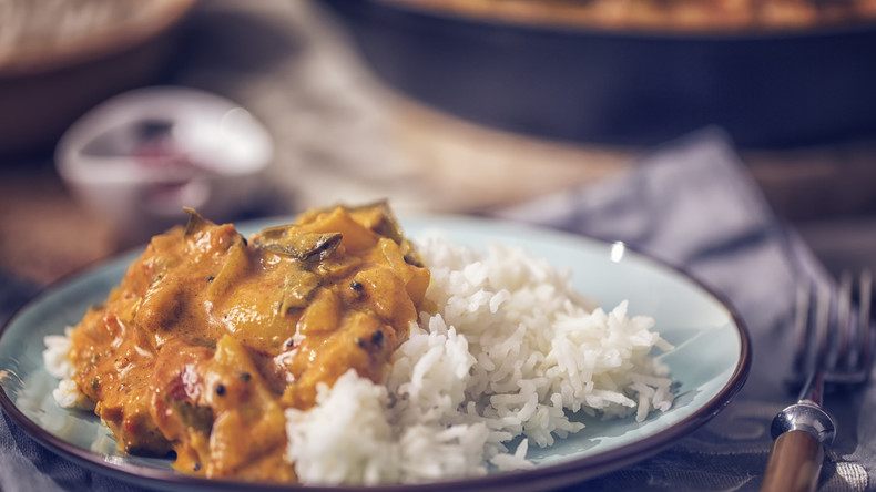 Un magnat anglais de l'immobilier écarte les locataires de couleur à cause de «l'odeur de curry»