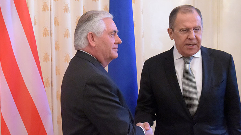 Malgré des divergences, Lavrov et Tillerson résolus à renouer le dialogue russo-américain (VIDEO)