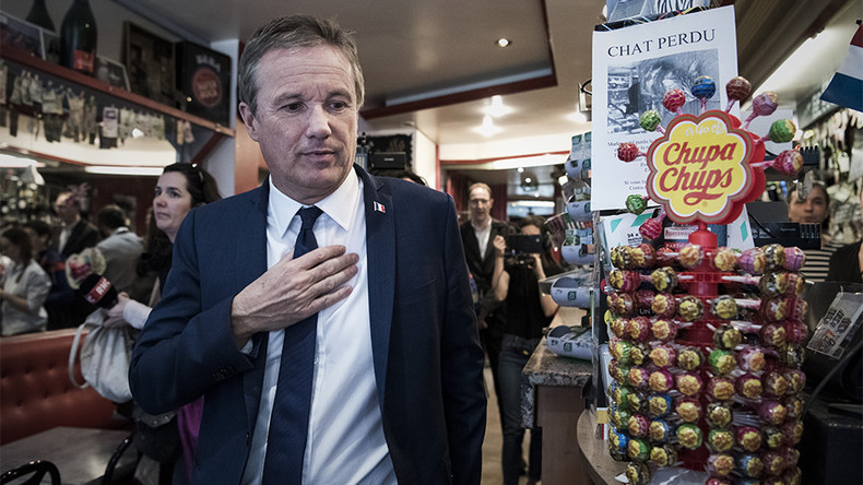 «Un jour, je publierai des SMS ahurissants» : Dupont-Aignan balance sur le camp Fillon