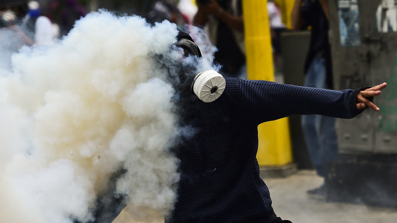 Affrontements et scènes de chaos au Venezuela en marge de nouvelles manifestations (IMAGES)