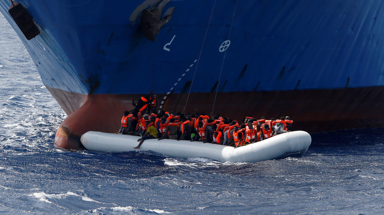 Un procureur italien accuse certaines ONG de collusion avec les trafiquants de migrants
