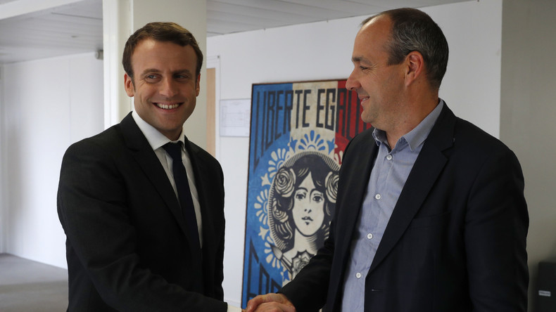 Le siège parisien de la CFDT a été «vandalisé» après son appel à voter Macron (PHOTO)