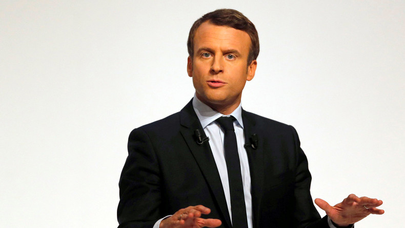 Macron exclut toute «coalition» avec LR ou le PS et tacle Baroin