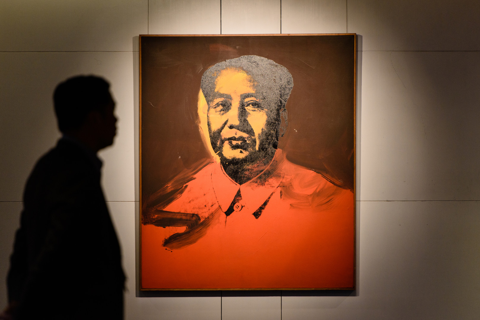 Un portrait de Mao signé Andy Warhol a été vendu aux ...