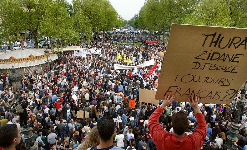 En 2017, le «front républicain» anti-Le Pen ne fait plus recette dans la rue (VIDEOS, PHOTOS)