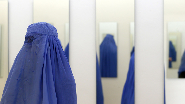 «Nous ne sommes pas la burqa» : polémique après la déclaration du ministre de l'Intérieur allemand
