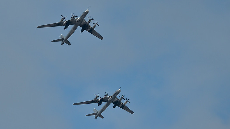 Quatre avions militaires russes opérant de manière «professionnelle» interceptés près de l'Alaska