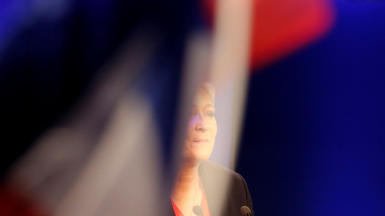 Dans l'amertume de la défaite, une guerre interne pourrait secouer le FN après les législatives