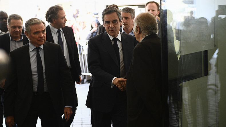 Bien qu'ayant lâché François Fillon en mars, plusieurs permanents LR auraient été payés jusqu'en mai