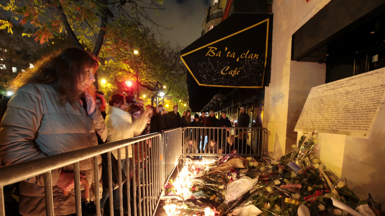 Une fausse victime des attentats de Paris condamnée à cinq ans de prison pour escroquerie