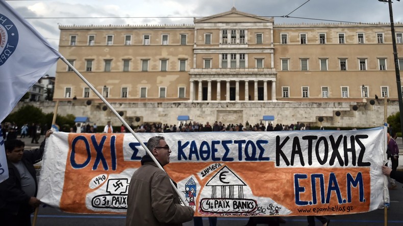 Grèce : le Parlement adopte de nouvelles mesures de rigueur