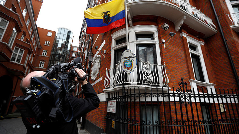 Ni oubli ni pardon : Julian Assange s'exprime sur Twitter après l'abandon des charges contre lui
