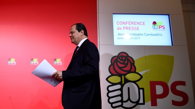 Requiem pour le Parti socialiste ? Cambadélis n'exclut pas de changer le nom du PS