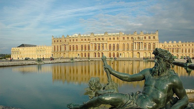 Syrie, relation franco-russe... : que peut-on attendre de la rencontre entre Macron et Poutine ?