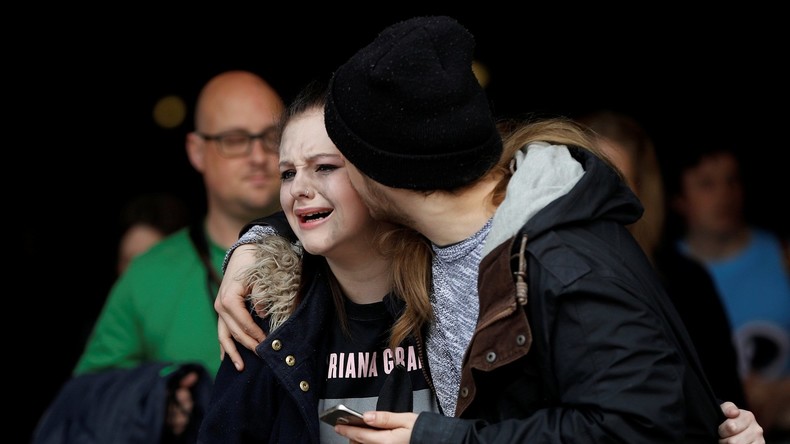 «Les gens criaient, tout le monde fuyait» : les témoins racontent l'attentat de Manchester