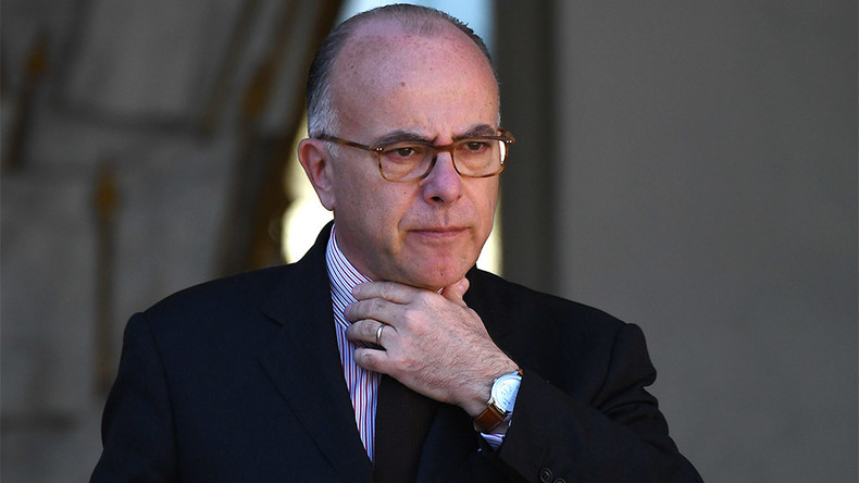 Bernard Cazeneuve retirera sa plainte contre Jean-Luc Mélenchon en échange d'excuses