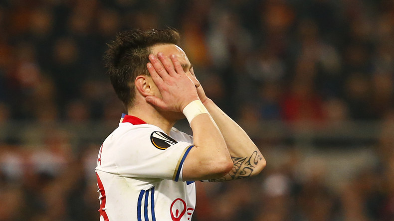 Mathieu Valbuena célèbre sur Twitter son départ pour la Turquie... avec le drapeau tunisien