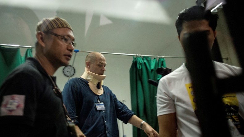 Miracle ? A Marawi, un journaliste reçoit une balle dans le cou et survit à sa blessure (PHOTOS)