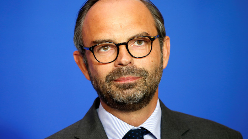 Le gouvernement va démissionner «dans la journée» pour un «remaniement technique»