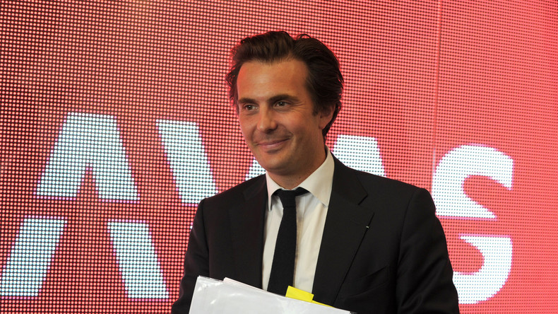 Déplacement de Macron à Las Vegas en 2016 : perquisitions chez Havas et Business France