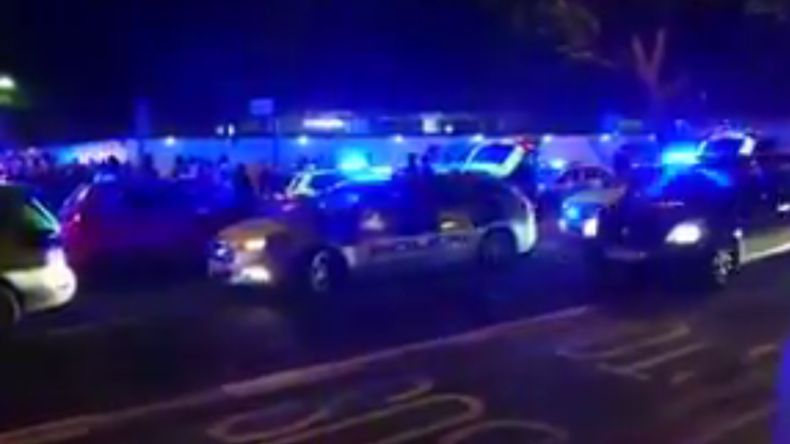 La police anti-émeute met fin à une violente bagarre à Londres (VIDEO)