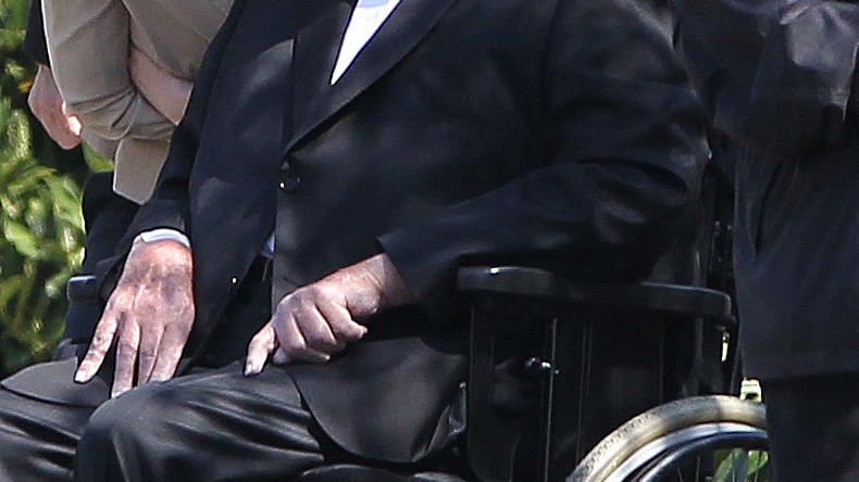 La veuve d'Helmut Kohl refuse un hommage de Merkel... et préférerait un discours d'Orban