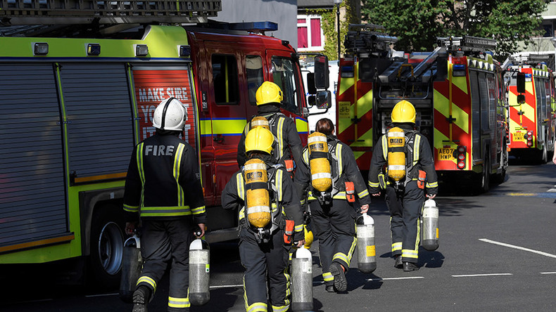Plus de 70 sapeurs-pompiers mobilisés pour éteindre un incendie dans un immeuble à Londres