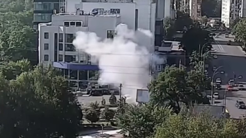 Un colonel de l'armée ukrainienne tué dans l'explosion d'une voiture piégée à Kiev (VIDEO)