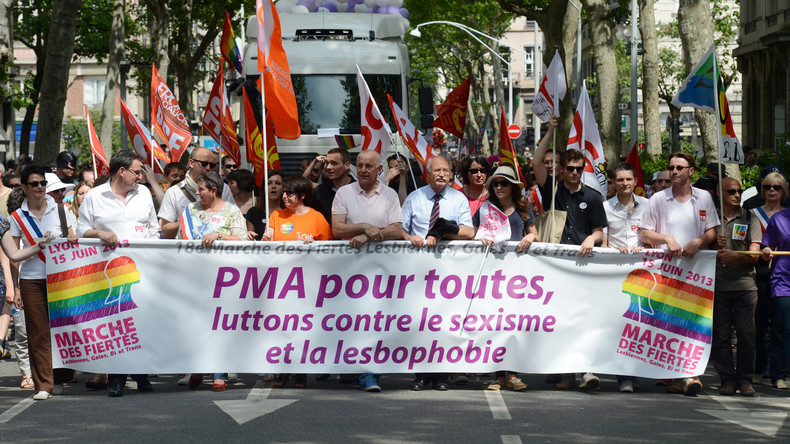 Gouvernement : l'avis du Comité d'éthique sur la PMA permet d'«envisager une évolution de la loi»