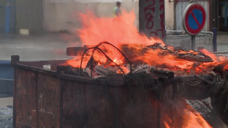 Les images des feux déclenchés à l’usine GM&S