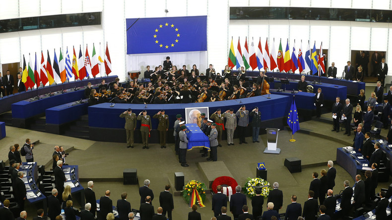 A Strasbourg, l'Europe rend hommage à Helmut Kohl